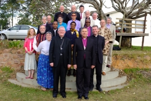 De anglicaanse en rooms-katholieke delegatie tijdens het ARCIC III-overleg in Durban (Zuid-Afrika) in mei 2014